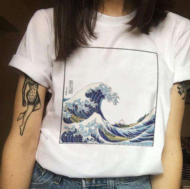 Catch the Wave Y2K T-Shirt: Retro 90s Grunge Summer Outfit Essential