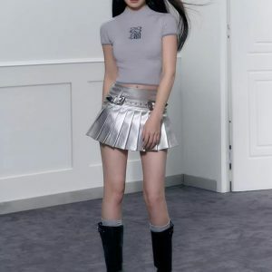 Cyberpunk Metallic Mini Skirt: Y2K Grunge & Retro Summer Vibes