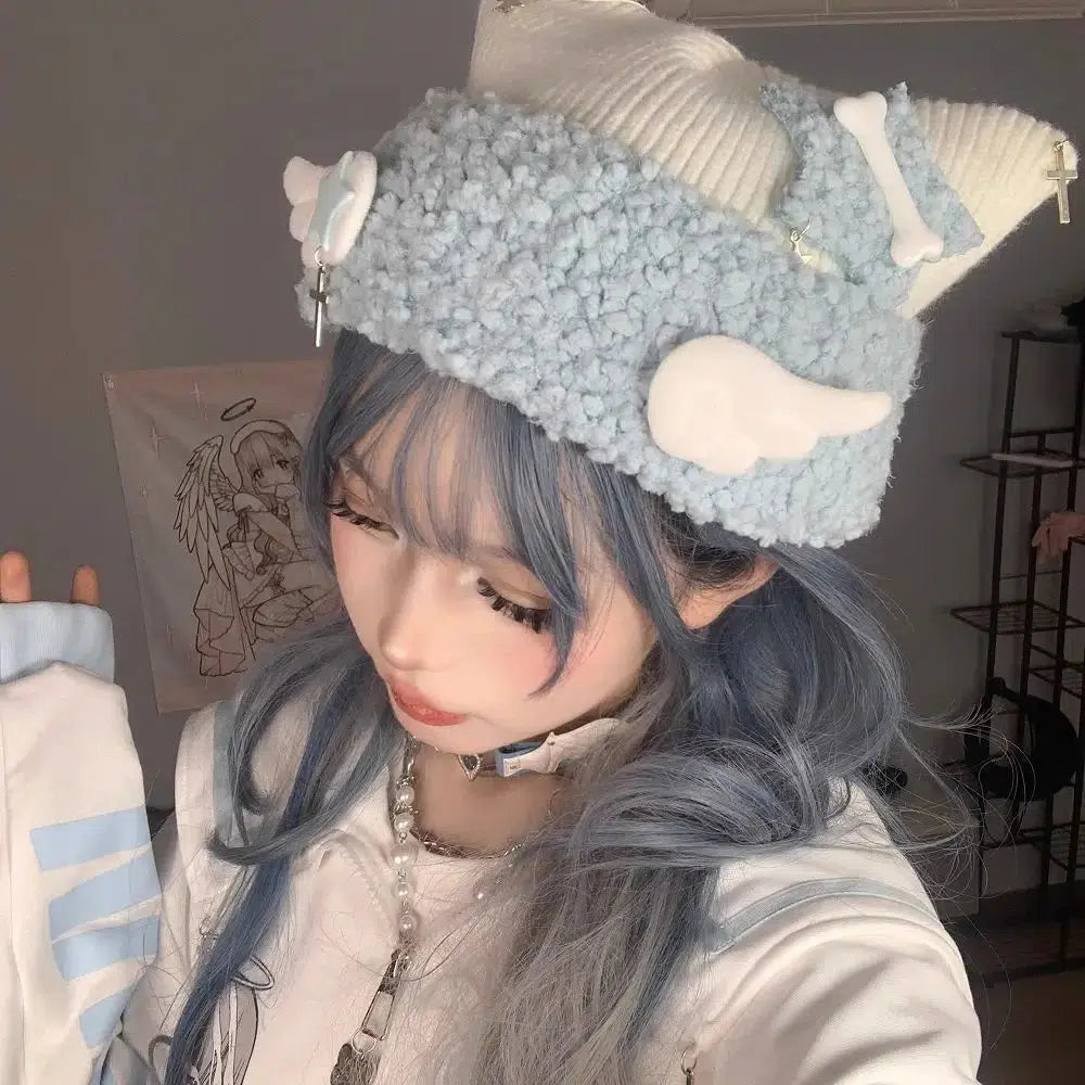 Kawaii Y2K Soft Girl Knitted Beanie with Adorable Wings for Retro Style