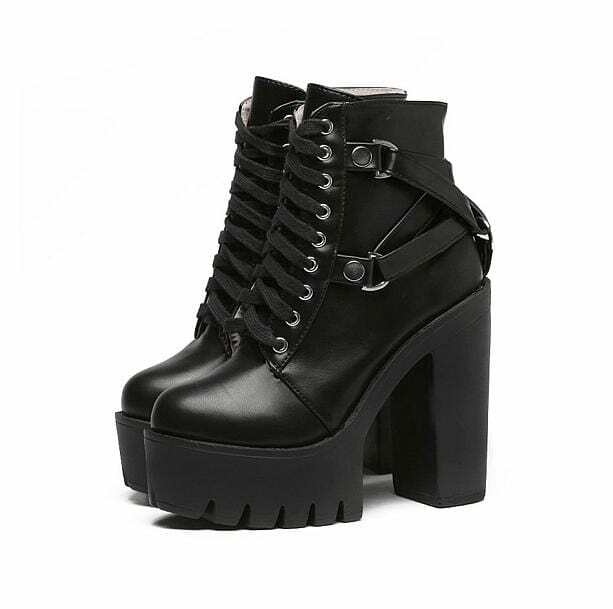 Y2K 90s Style Platform Ankle Boots for Retro Summer Outfits