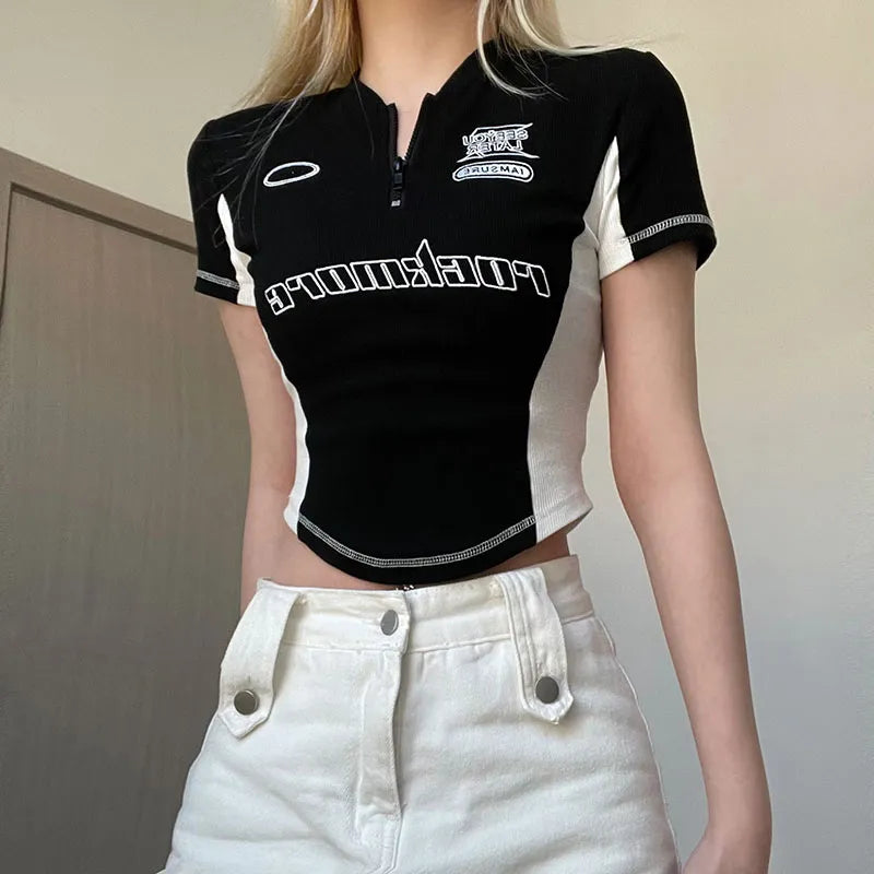 Y2K Biker Half Zip-Up Crop Top: Trendy Grunge Summer Outfit Essential