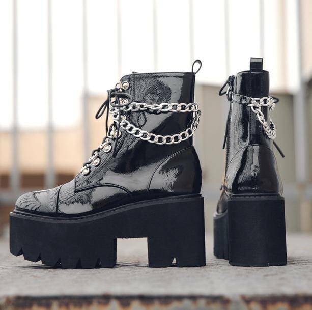 Y2K Chunky Boots with Chain - Grunge Style for Retro Summer Outfits