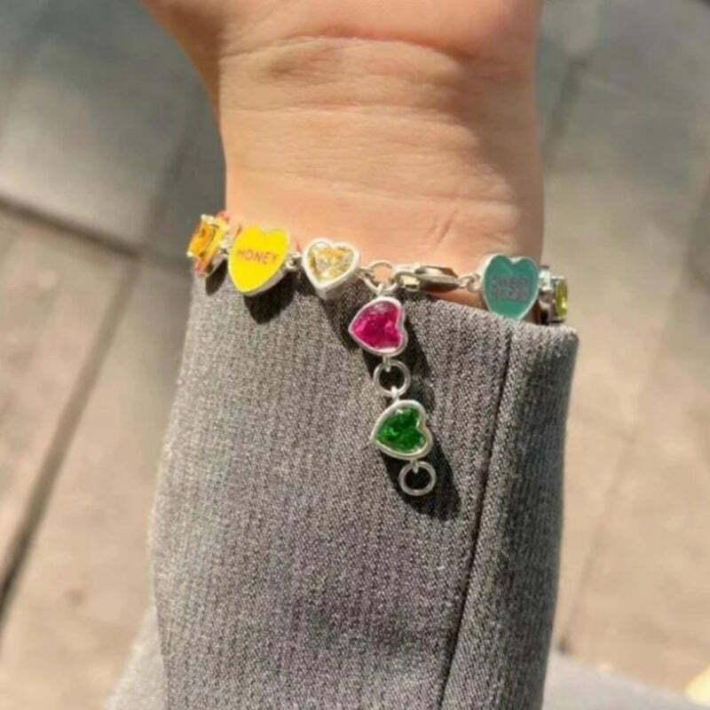 Y2K Colorful Heart Bracelet - Trendy Accessory for Y2K Summer Outfits