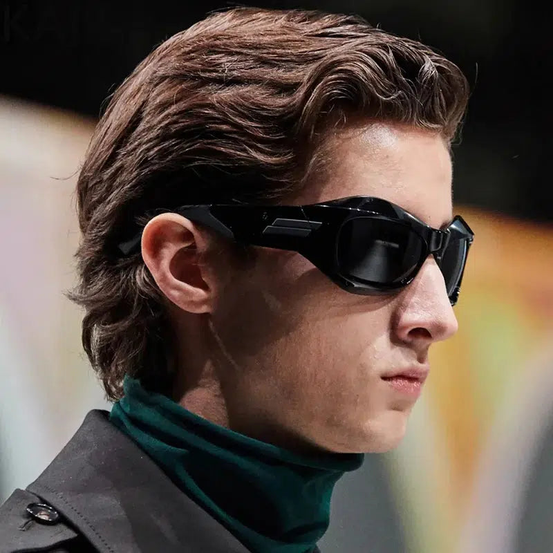 Y2K Cyberpunk Warrior Sunglasses for Retro Summer Outfits