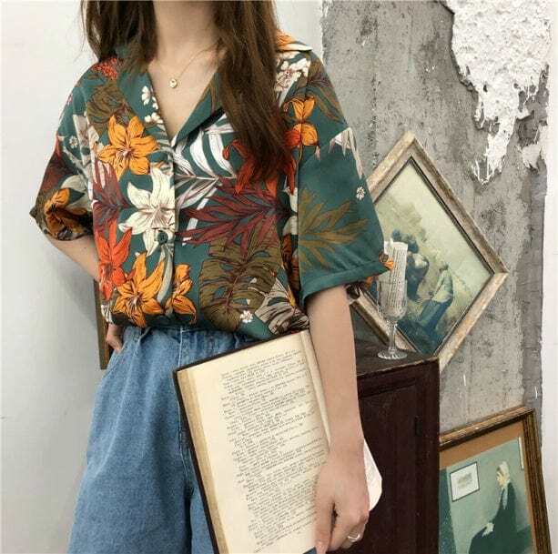 Y2K Floral Shirt: Retro 70s Vibes for Summer Y2K Outfits & Parties