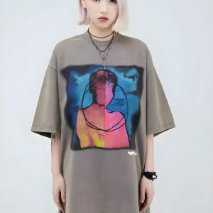 Y2K Grunge Abstract Tee: Retro 90s Summer Outfit Essential