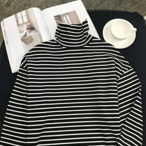 Y2K Grunge Black & White Turtleneck Top for Retro Summer Outfits