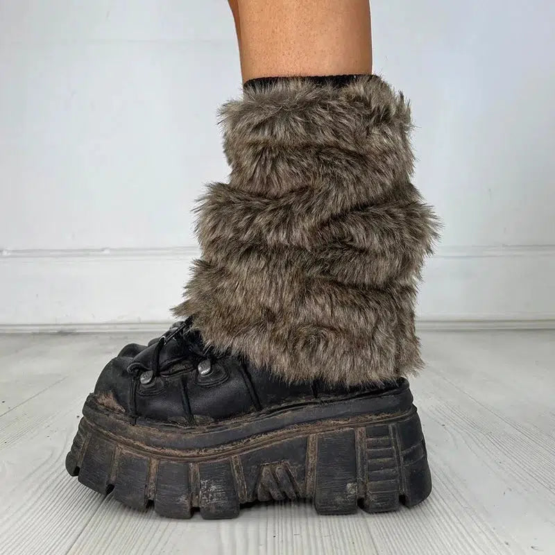 Y2K Grunge Faux Fur Leg Warmers for Retro Summer Outfits