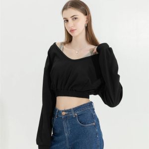 Y2K Grunge Style Detailed Wide Neck Crop Sweatshirt for Trendy Looks