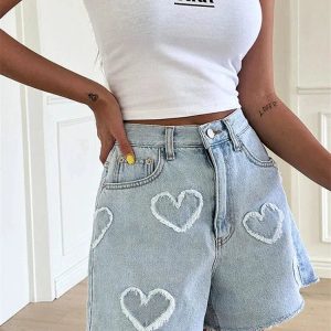 Y2K Heart Patch Denim Shorts - Trendy Summer Outfit for Retro Vibes