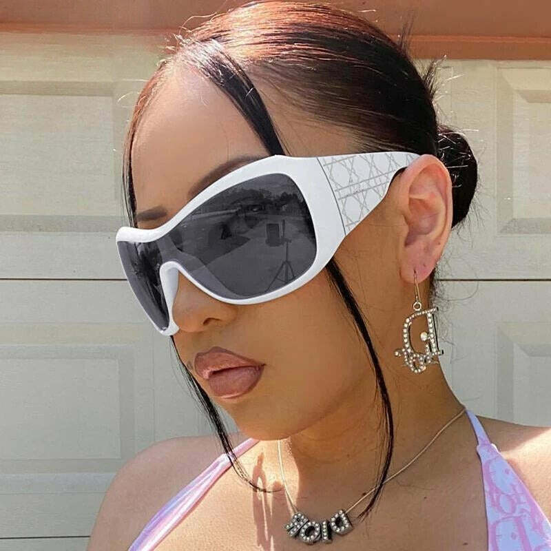 Y2K Oversized Shield Sunglasses for Retro Summer Vibes and Grunge Style