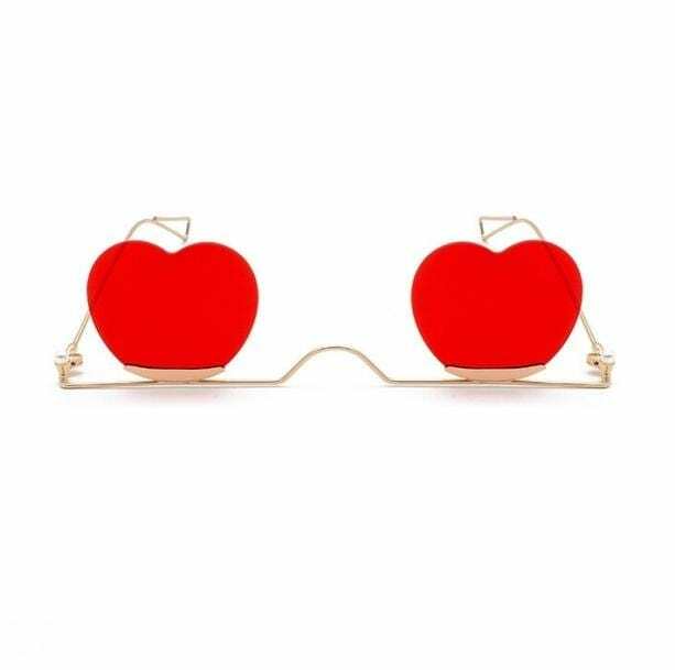 Y2K Retro Heart Sunglasses for Summer Y2K Outfits and 90s Vibes