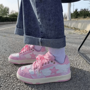 Y2K Skater Girl Sneakers for Retro Summer Vibes and 90s Fashion