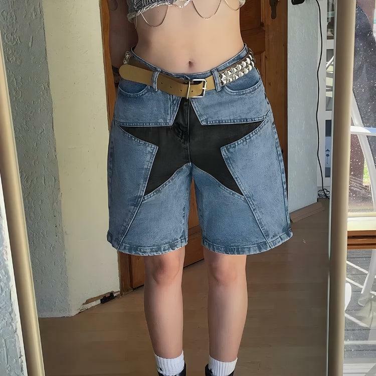 Y2K Star Jean Shorts: Trendy Summer Outfit for Retro Vibes