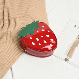 Y2K Strawberry Handbag: Retro Style for Summer Outfits & Parties