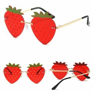 Y2K Strawberry Sunglasses for Retro Summer Vibes and 90s Fashion