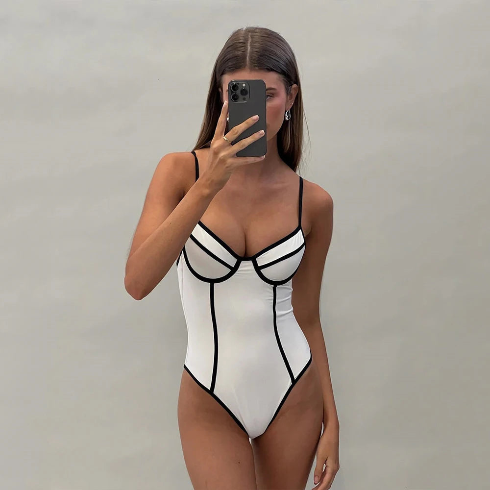 Y2K Underwire Swimsuit: Retro Summer Vibes for Y2K Beach Outfits